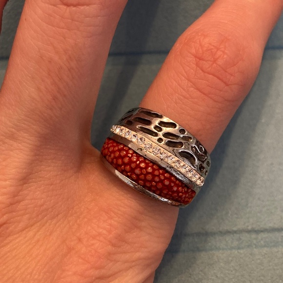 Silver ring in red and white - Picture 5 of 9